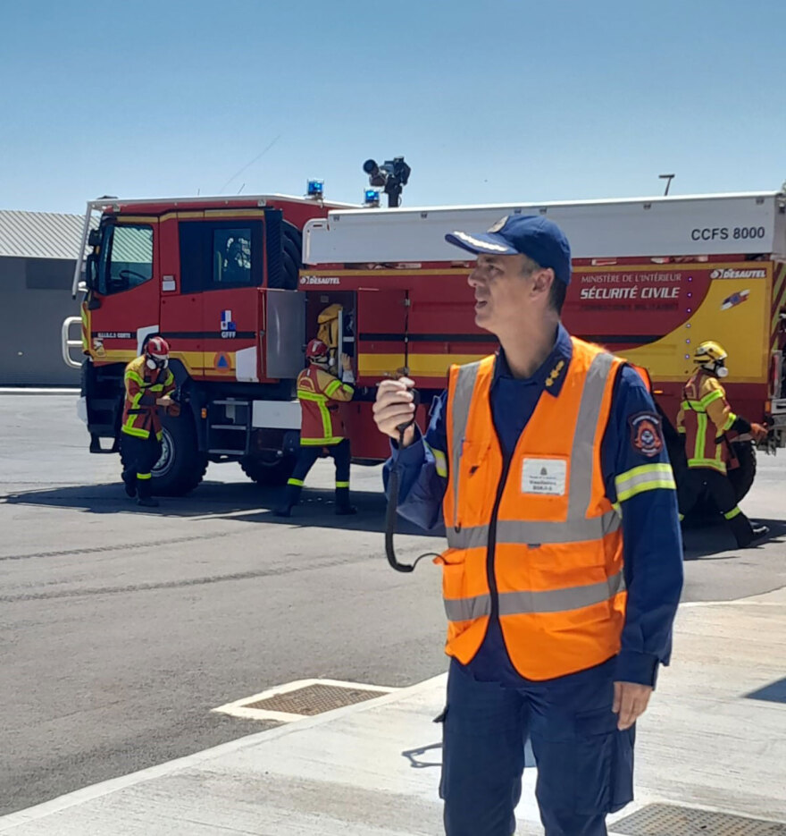 Φωτιά στη Ρόδο -  Συγκινεί η ζωγραφιά κοριτσιού για τους Σλοβάκους πυροσβέστες: «Σας ευχαριστώ που βάλατε τα δυνατά σας» 