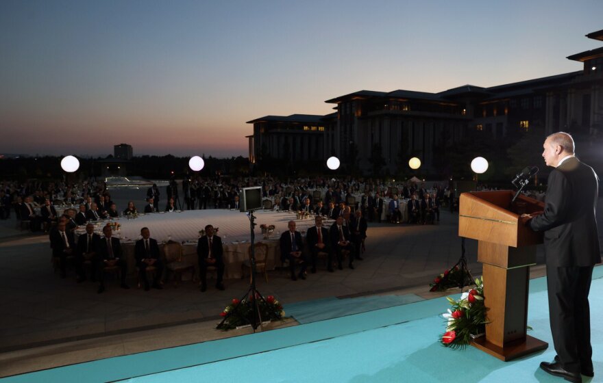 Ερντογάν: Η Τουρκία δεν έχει προβλήματα με τους γείτονές της που δεν μπορεί να τα λύσει