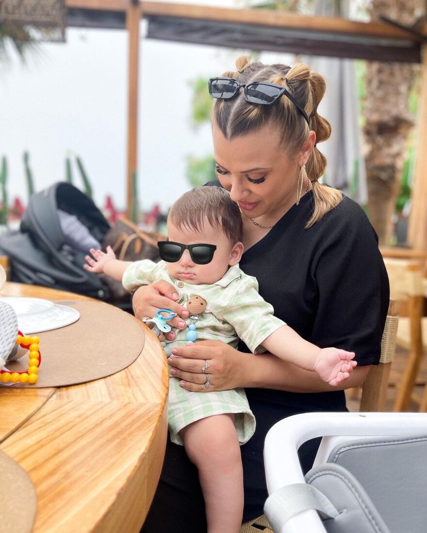 Λάουρα Νάργες: Η ανάρτηση για τα γενέθλιά της και οι Χρήστου Σαντικάι - Δείτε φωτογραφίες