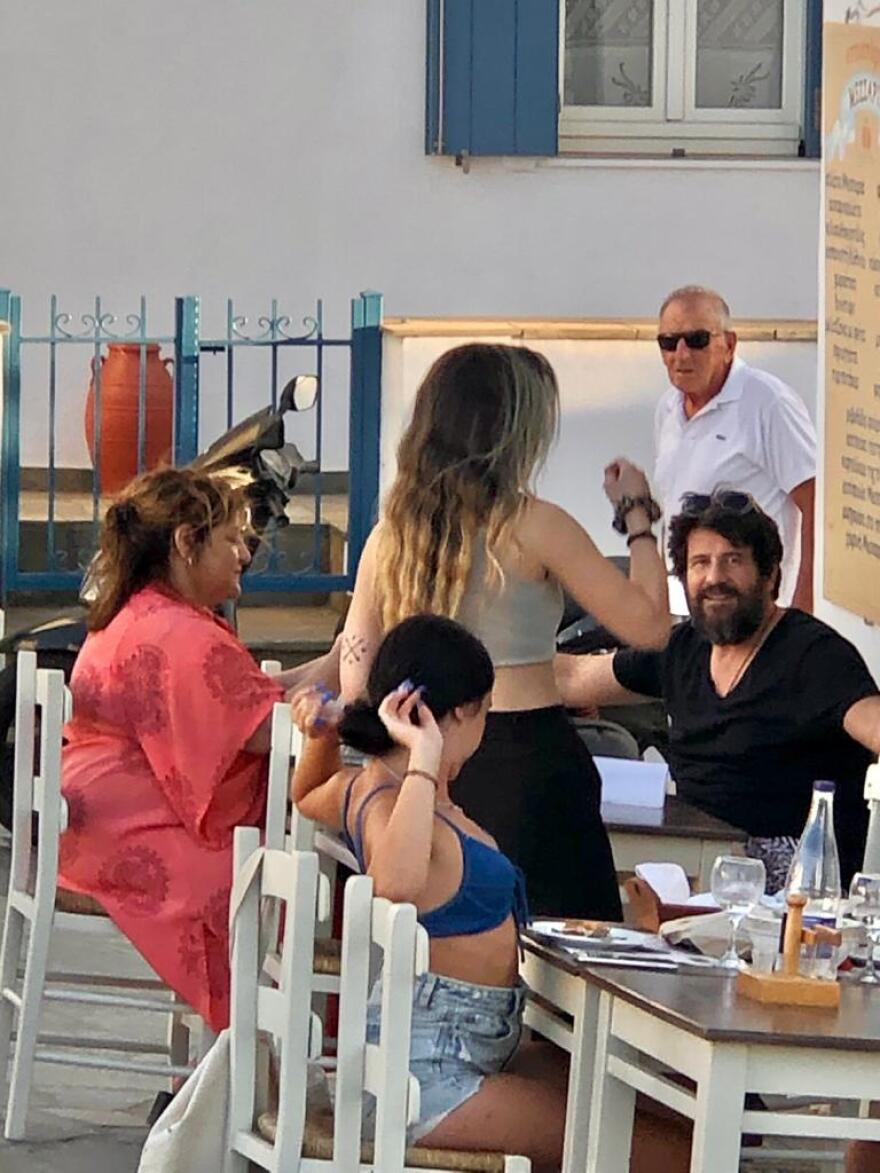 Αλέξης Γεωργούλης: Σπάνια δημόσια εμφάνιση μετά τις κατηγορίες εις βάρος του - Δείτε φωτογραφίες