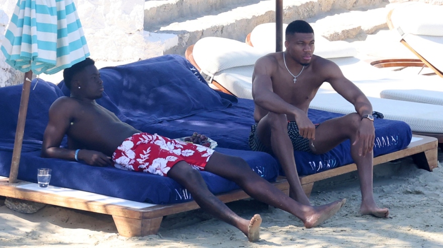 Αντετοκούνμπο: Οι διακοπές των αδερφών στη Μύκονο - Δείτε φωτογραφίες