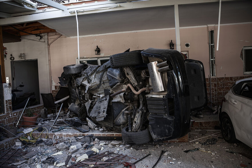 Η έκρηξη στον Ασπρόπυργο ισοπέδωσε σπίτια και αυτοκίνητα - Δείτε φωτογραφίες