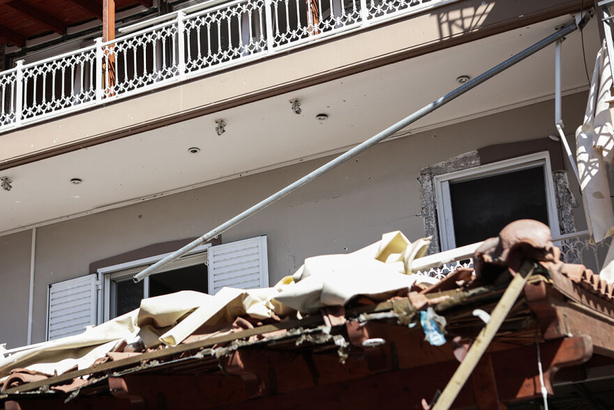 Η έκρηξη στον Ασπρόπυργο ισοπέδωσε σπίτια και αυτοκίνητα - Δείτε φωτογραφίες