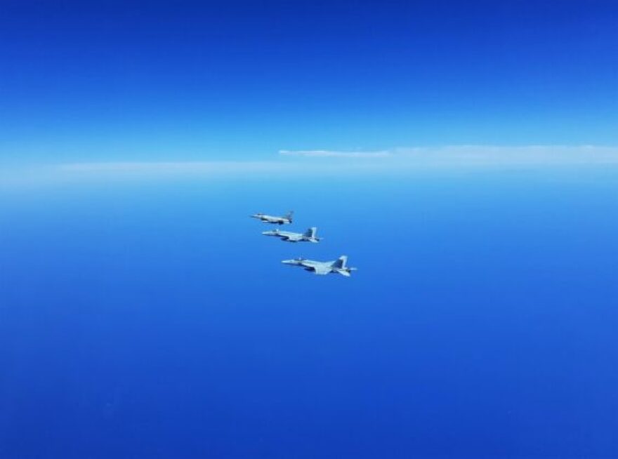 ΓΕΕΘΑ: Ελληνικά F-16 και η φρεγάτα «Έλλη» συμμετείχαν σε άσκηση των ΗΠΑ στο Ιόνιο