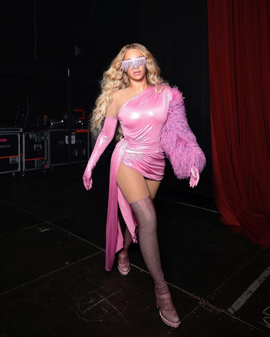 Μπιγιονσέ: Ντύθηκε «Barbie» στην τελευταία της εμφάνιση στη σκηνή