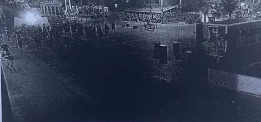 Νέα Φιλαδέλφεια: «Δεν μπορεί να ισορροπήσει, έχει ακατάσχετη αιμορραγία» - Η ανάλυση των βίντεο από τη δολοφονία του Μιχάλη