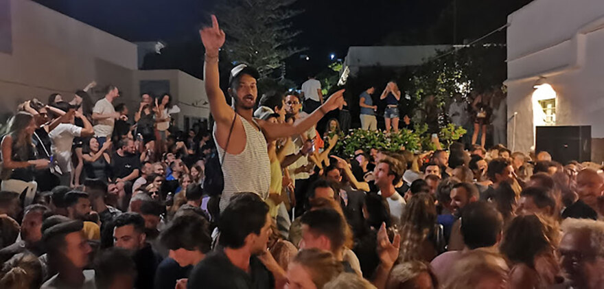 Street party στη Σίφνο