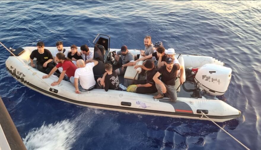 Ρόδος: Συνελήφθησαν 2 διακινητές μετά από καταδιώξεις σε δύο διαφορετικές επιχειρήσεις του Λιμενικού - Δείτε φωτογραφίες