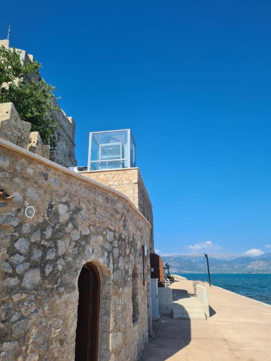 Ναύπλιο - Λίνα Μενδώνη: Στο Μπούρτζι για αυτοψία μετά την επαναλειτουργία του