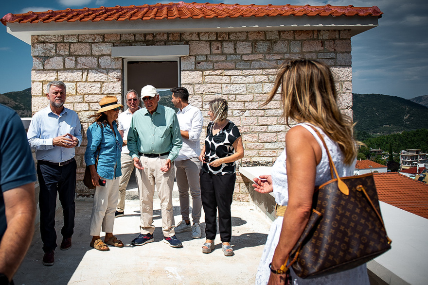 Οι Bulgari στην Παραμυθιά: Η επίσκεψη της οικογένειας εκεί που ξεκίνησαν όλα - Δείτε φωτογραφίες