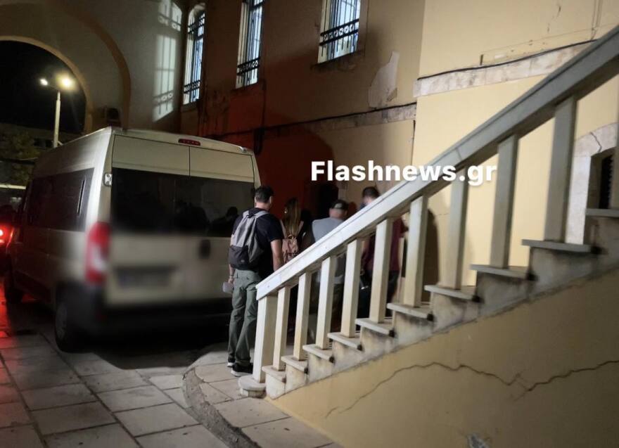 Κρήτη: Δύο γιατροί και άλλα δύο άτομα στη φυλακή για τις παράνομες υιοθεσίες στα Χανιά