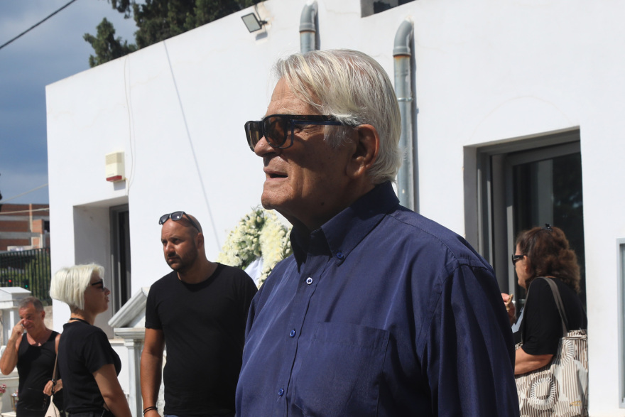 Λιζέτα Νικολάου: Στο Παλαιό Φάληρο η κηδεία της - Το συγκινητικό αντίο του Γιώργου Λιάνη