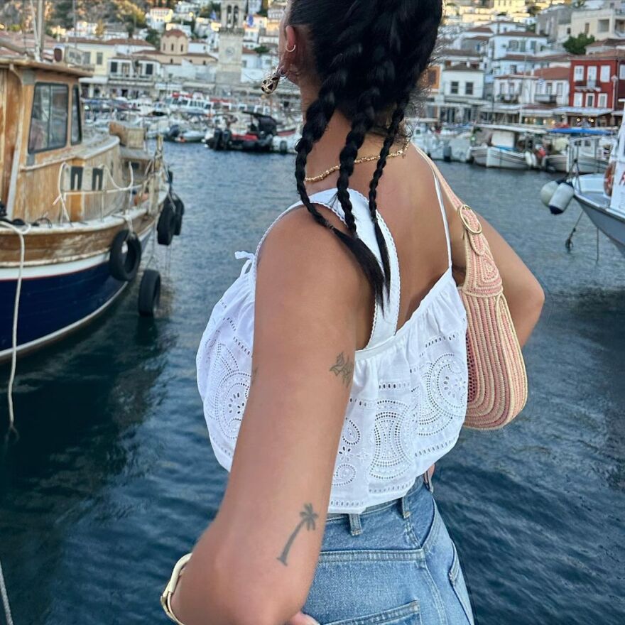 Ντούα Λίπα: Ξανά στην Ελλάδα η τραγουδίστρια - Στην Πελοπόννησο με τον Ρομέν Γαβράς  