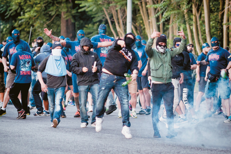 Χούλιγκαν: Συμμορίες με σκληρούς ποινικούς, όπλα και εμπόριο ναρκωτικών - Το ποδόσφαιρο είναι μόνο πρόσχημα
