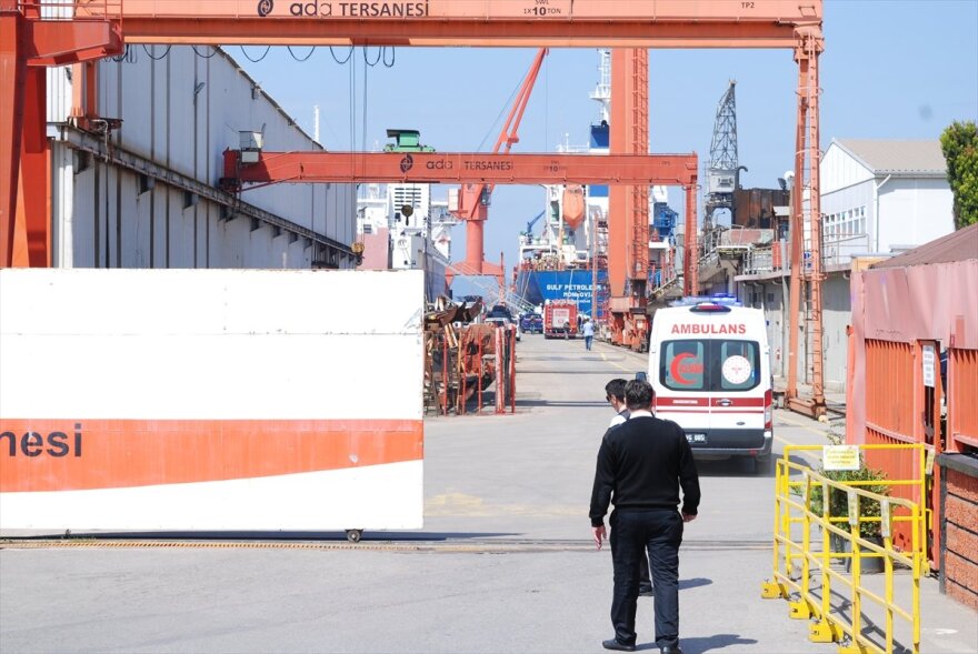 Τουρκία: Έκρηξη σε πλοίο σε ναυπηγεία της Κωνσταντινούπολης - Νεκρός ένας εργάτης