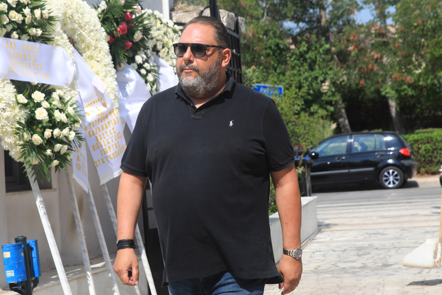 Λιζέτα Νικολάου: Στο Παλαιό Φάληρο η κηδεία της - Το συγκινητικό αντίο του Γιώργου Λιάνη