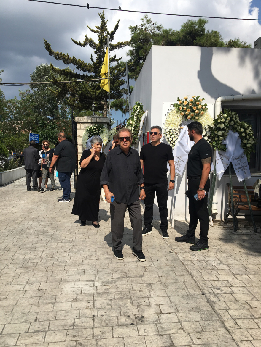 Λιζέτα Νικολάου: Στο Παλαιό Φάληρο η κηδεία της - Το συγκινητικό αντίο του Γιώργου Λιάνη