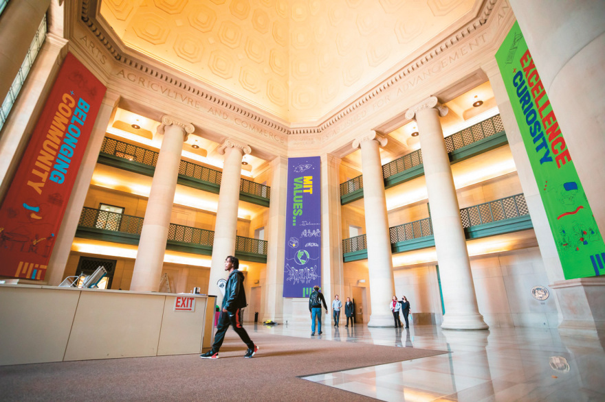 Οδηγός σπουδών για 12 χώρες: Τα δίδακτρα, η διαδικασία, οι «καλές» σχολές και το κόστος ζωής