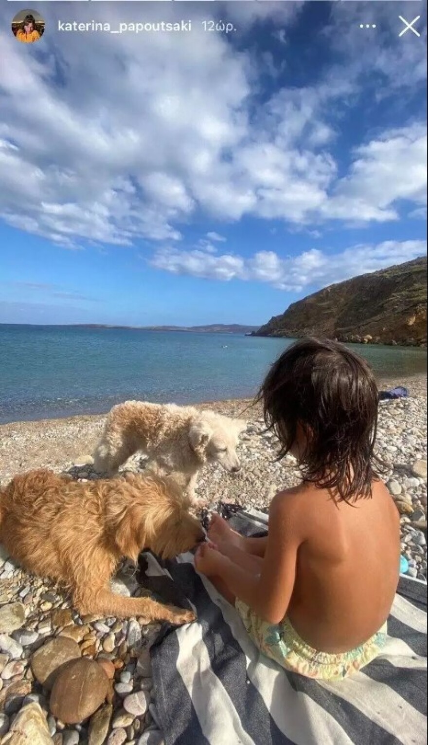 Κατερίνα Παπουτσάκη: Στη Σητεία με τον γιο της, Μάξιμο