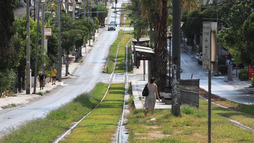 Δεκαπενταύγουστος: Έρημη πόλη η Αθήνα - Αδειοι δρόμοι και ελάχιστοι τουρίστες
