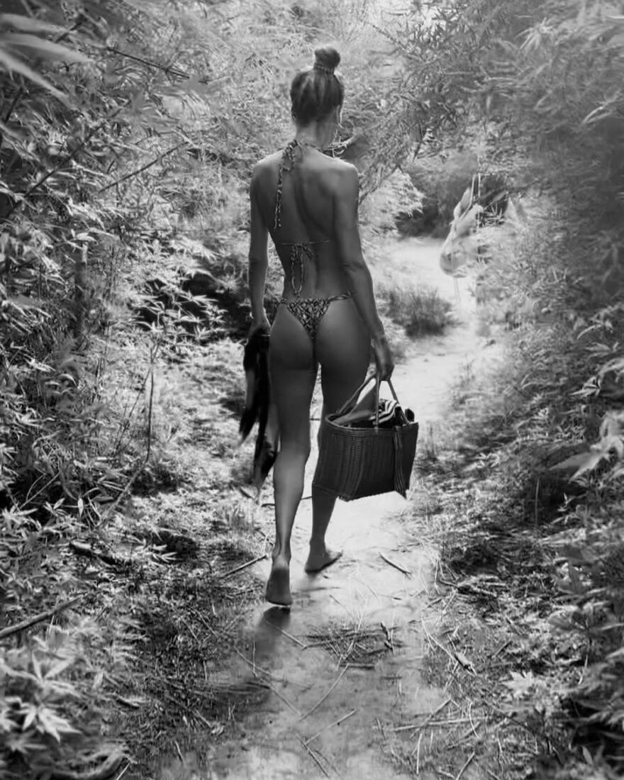 H Ντάουτσεν Κρους αποθεώνει την Ελλάδα με στίχους του Οδυσσέα Ελύτη