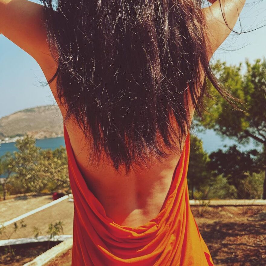 Ζενεβιέβ Μαζαρί: Κάνει διακοπές στη Λέρο 