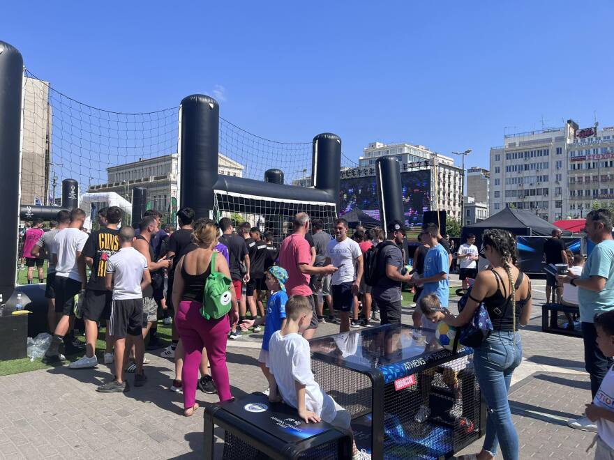 UEFA Super Cup 2023: Γιορτή στον Πειραιά πριν τον τελικό - Δείτε φωτογραφίες 