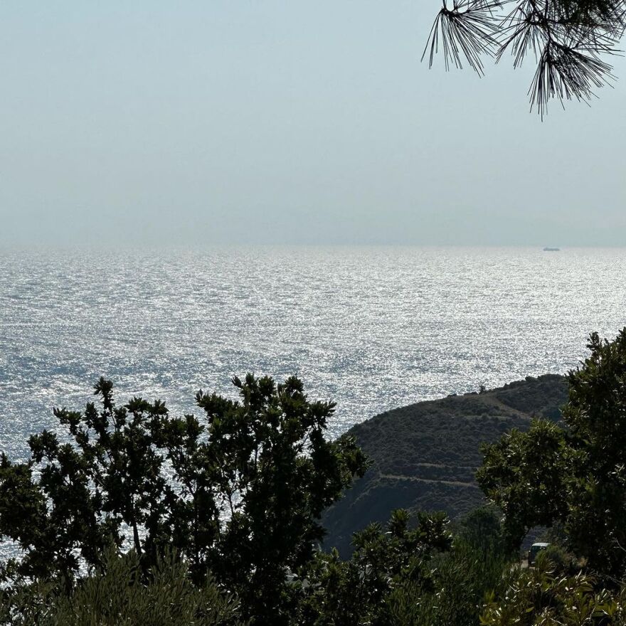 Ζενεβιέβ Μαζαρί: Κάνει διακοπές στη Λέρο 