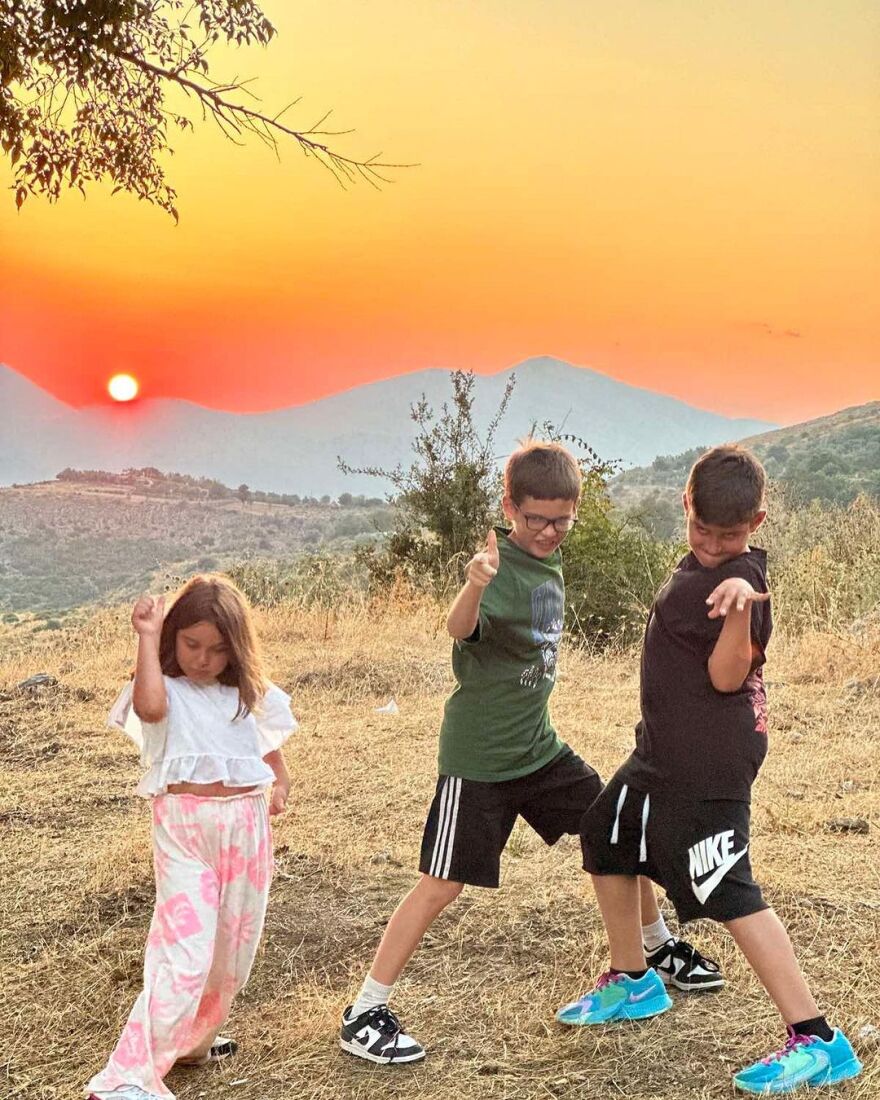 Θάλεια Ματίκα - Τάσος Ιορδανίδης: Στην Αλβανία για τις καλοκαιρινές τους διακοπές