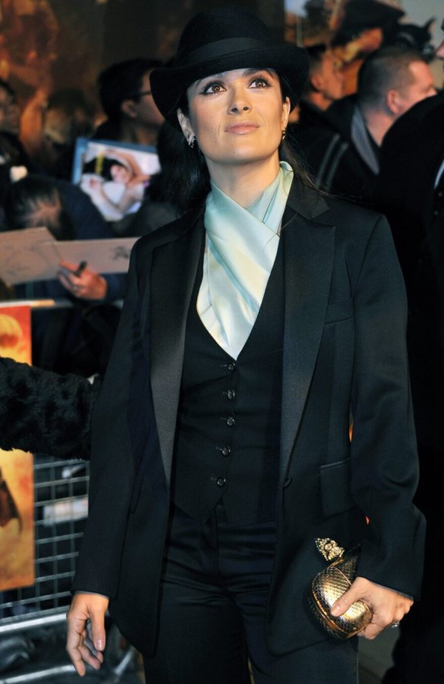 Σάλμα Χάγιεκ: Εξηγεί τον λόγο που φορούσε κοστούμια στις πρώτες της εμφανίσεις στο κόκκινο χαλί