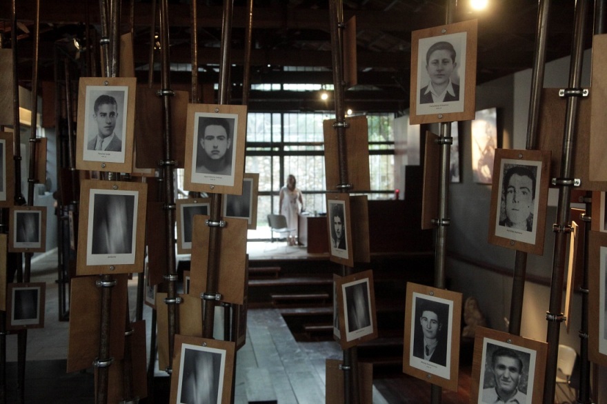 Μπλόκο της Κοκκινιάς: Σαν σήμερα μια από τις πιο μαύρες σελίδες στην ιστορία της νεότερης Ελλάδας 