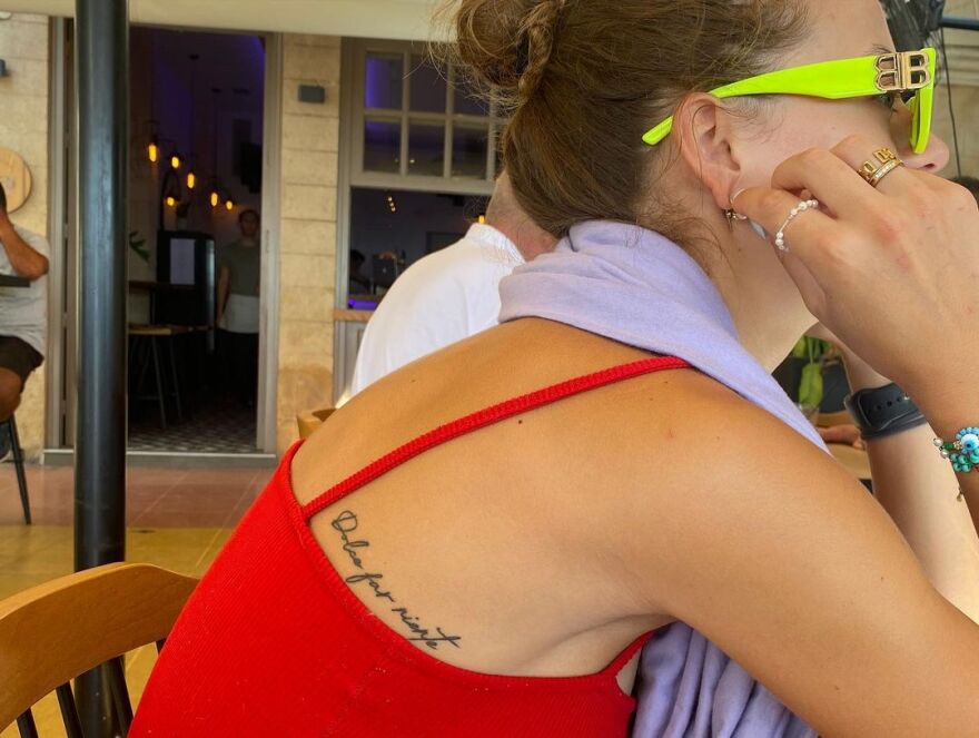 Δωροθέα Μερκούρη: Φωτογράφισε τις κόρες της, Γαία και Ηλέκτρα, στις διακοπές