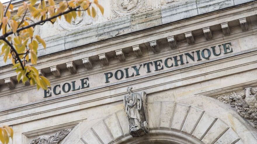 Οδηγός σπουδών για 12 χώρες: Τα δίδακτρα, η διαδικασία, οι «καλές» σχολές και το κόστος ζωής