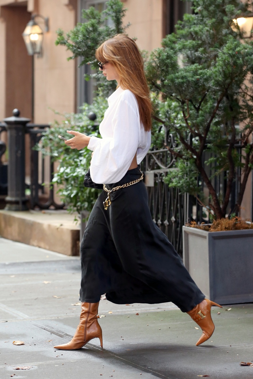 Έμιλι Ραταϊκόφσκι: Εντυπωσίασε με την εμφάνισή της στη Νέα Υόρκη