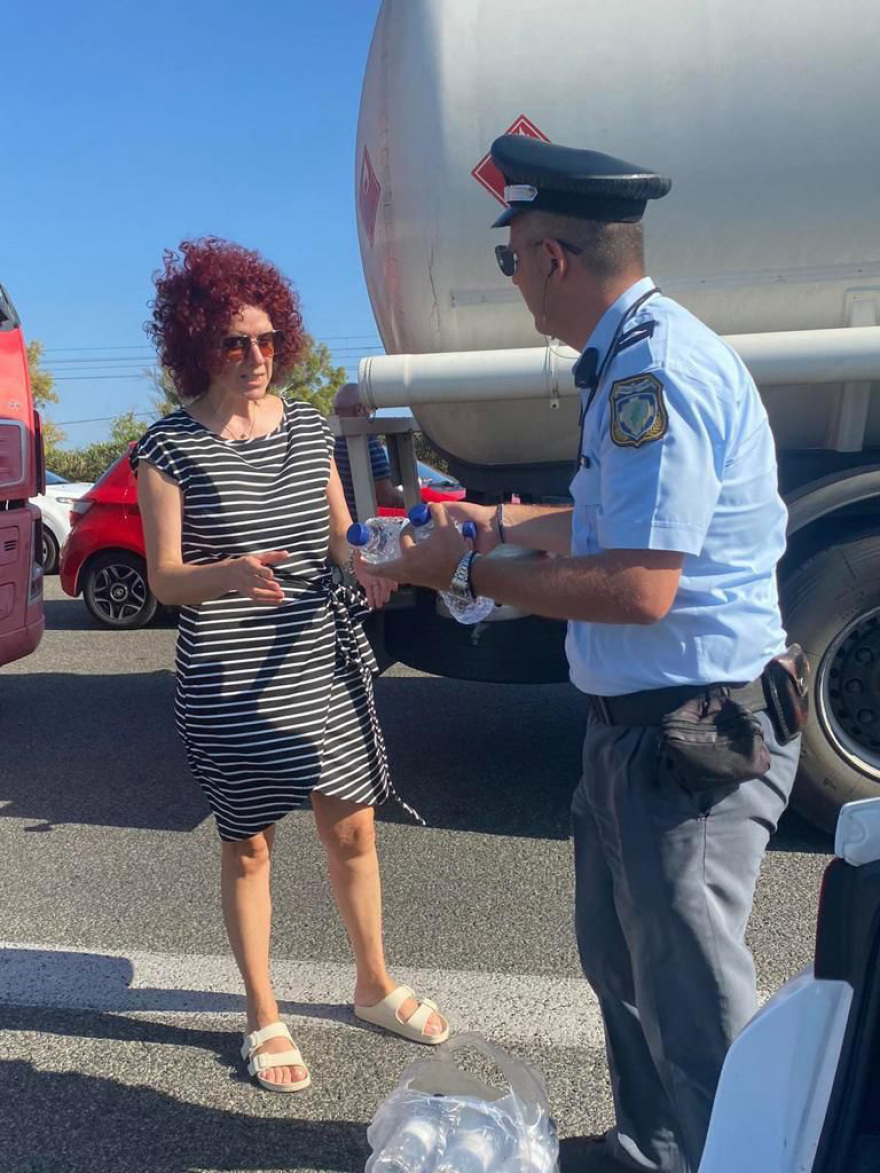 ΕΛΑΣ - Πυροσβεστική: Γιατί έμεινε 7 ώρες κλειστή η Αθηνών-Κορίνθου - Το επικίνδυνο φορτίο και η κοινή ανακοίνωση