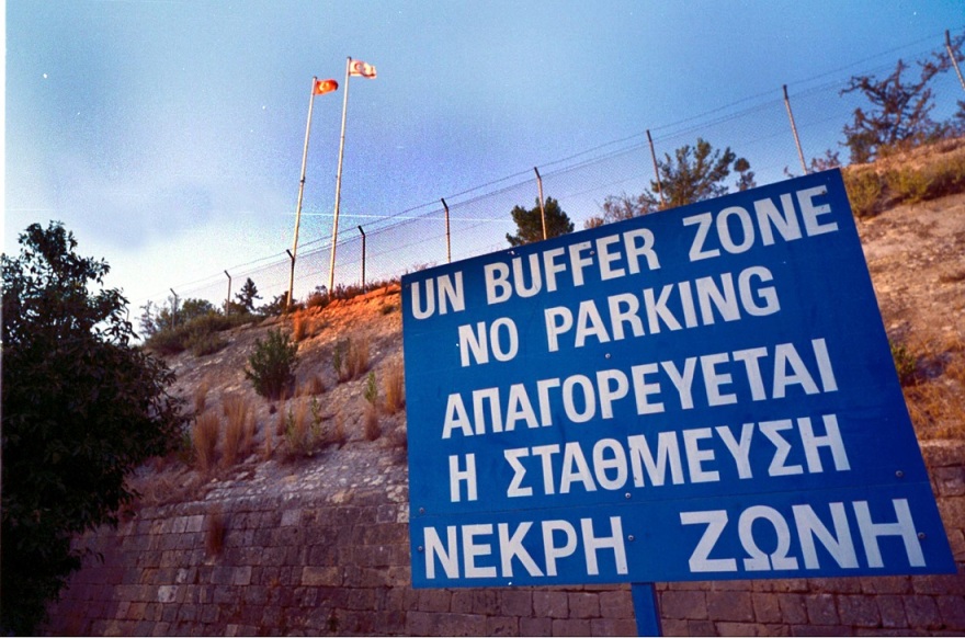 Πράσινη Γραμμή: Η ιστορία της γραμμής που διαχωρίζει την ελεύθερη από την Κατεχόμενη Κύπρο
