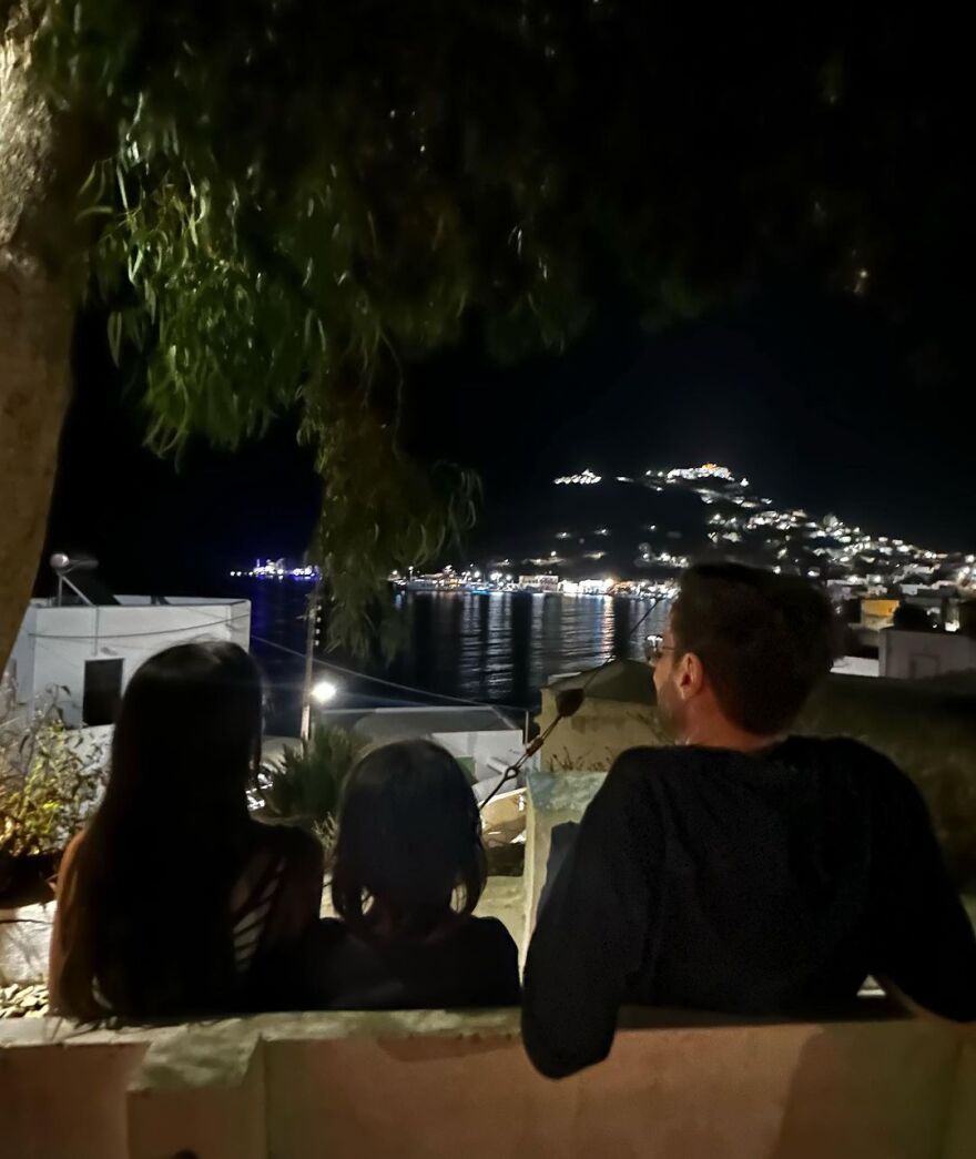 Ζενεβιέβ Μαζαρί – Βασίλης Καρύδης: Γιόρτασαν 8 χρόνια γάμου 