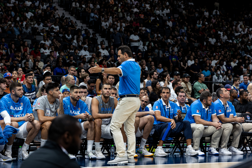 ΗΠΑ-Ελλάδα 108-86: Φιλότιμη προσπάθεια αλλά ήττα από τους NBAers - Δείτε βίντεο και φωτογραφίες 