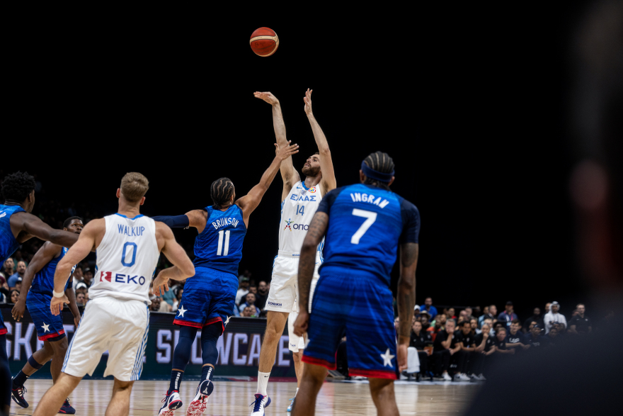 ΗΠΑ-Ελλάδα 108-86: Φιλότιμη προσπάθεια αλλά ήττα από τους NBAers - Δείτε βίντεο και φωτογραφίες 