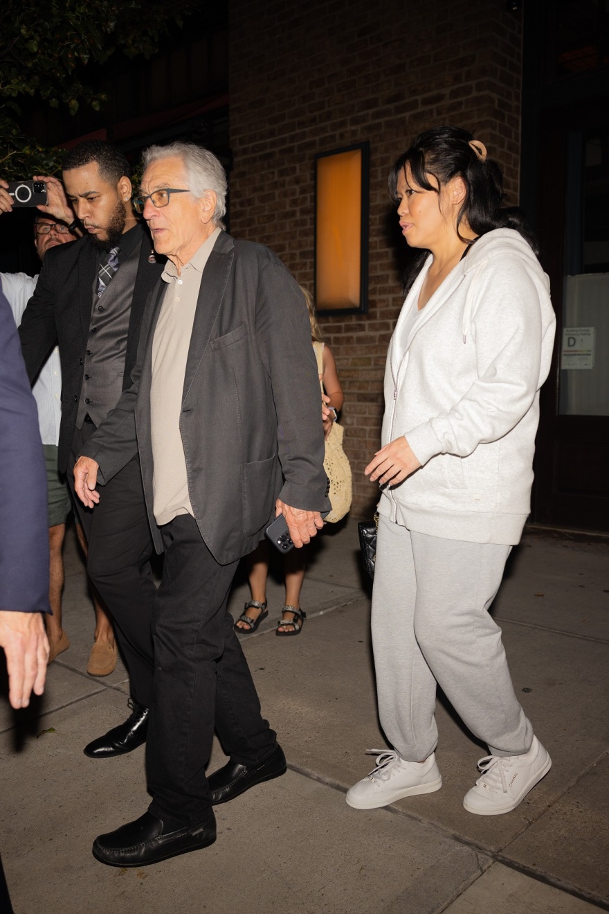 Ο Ρόμπερτ Ντε Νίρο έκλεισε τα 80 του χρόνια - Οι διάσημοι που κάλεσε στο πάρτι γενεθλίων του