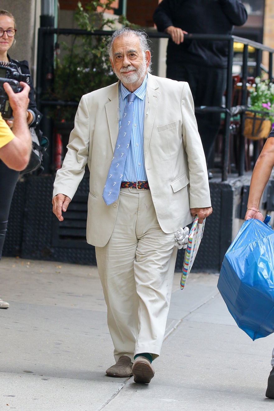 Ο Ρόμπερτ Ντε Νίρο έκλεισε τα 80 του χρόνια - Οι διάσημοι που κάλεσε στο πάρτι γενεθλίων του