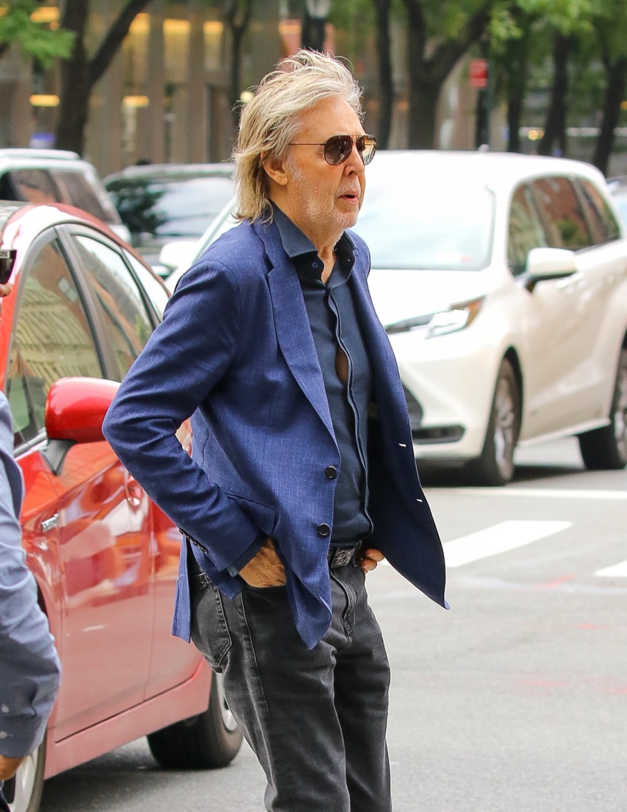 Ο Ρόμπερτ Ντε Νίρο έκλεισε τα 80 του χρόνια - Οι διάσημοι που κάλεσε στο πάρτι γενεθλίων του