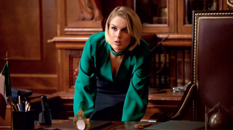 Ντένια Αγαλιανού: Από μοντέλο στο GNTM, βασίλισσα στο Netflix 