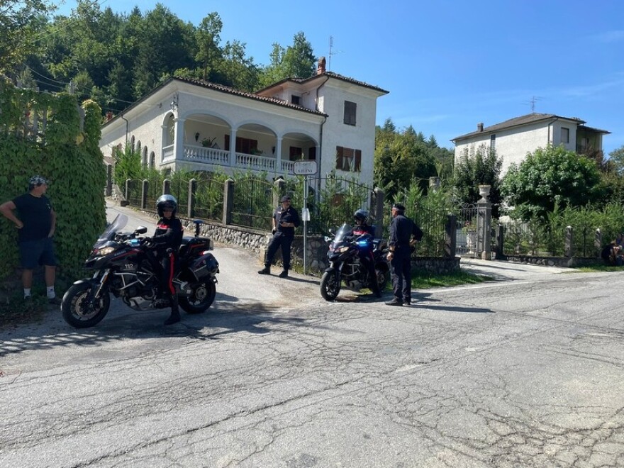 Ιταλία: Νεαρός Ολλανδός δολοφόνησε τον πατέρα και ένα φίλο του - Βρέθηκε γυμνός σε ένα παγκάκι μετά από τρεις μέρες