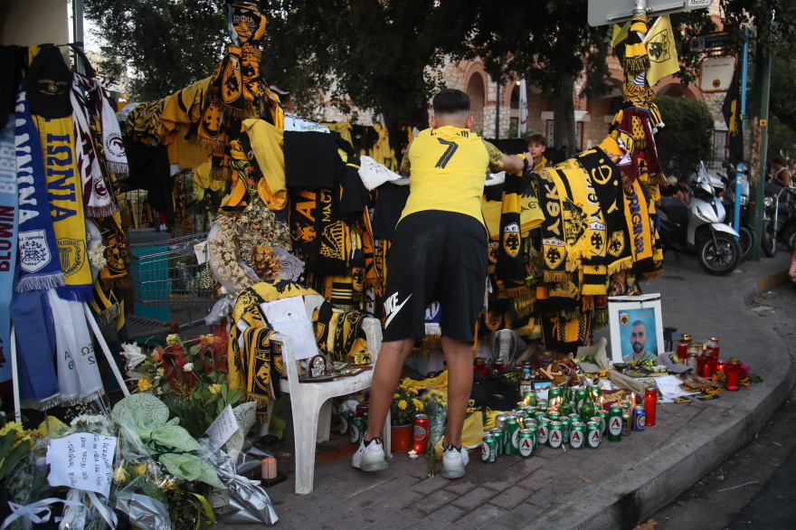 ΑΕΚ - Ντιναμό Ζάγκρεμπ: Η φωτογραφία του Μιχάλη στο πέταλο της Original 21