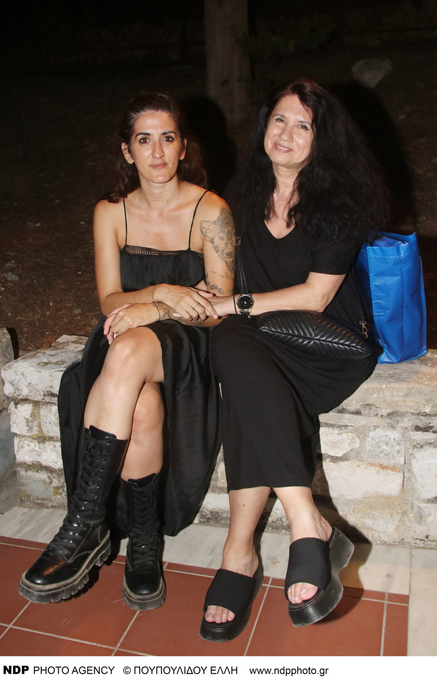 Μαρία Διακοπαναγιώτου: Στην Επίδαυρο με τη μητέρα της 