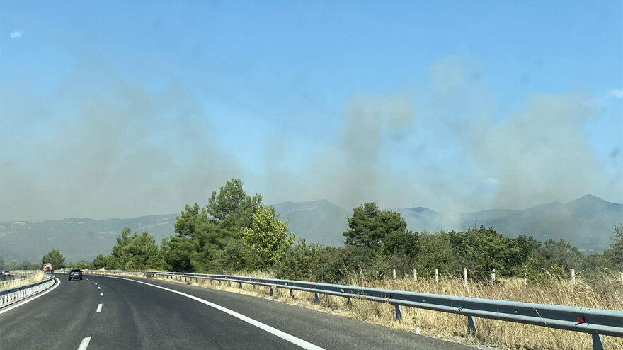 Μαίνεται η φωτιά στην Αλεξανδρούπολη: Εκκενώθηκαν Νίψα, Αετοχώρι και Πεύκα - Μήνυμα από το 112