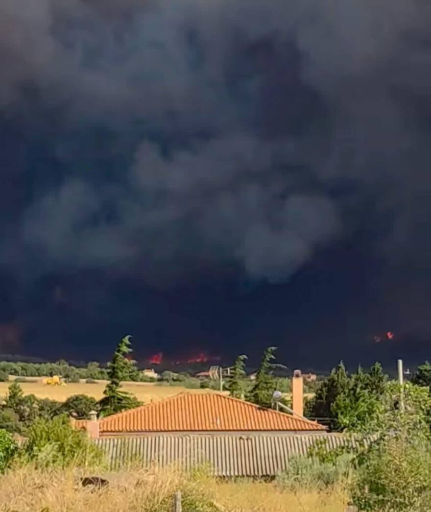 Φωτιά στην Αλεξανδρούπολη: Ανεξέλεγκτο το μέτωπο - Ενισχύθηκαν ξανά οι άνεμοι