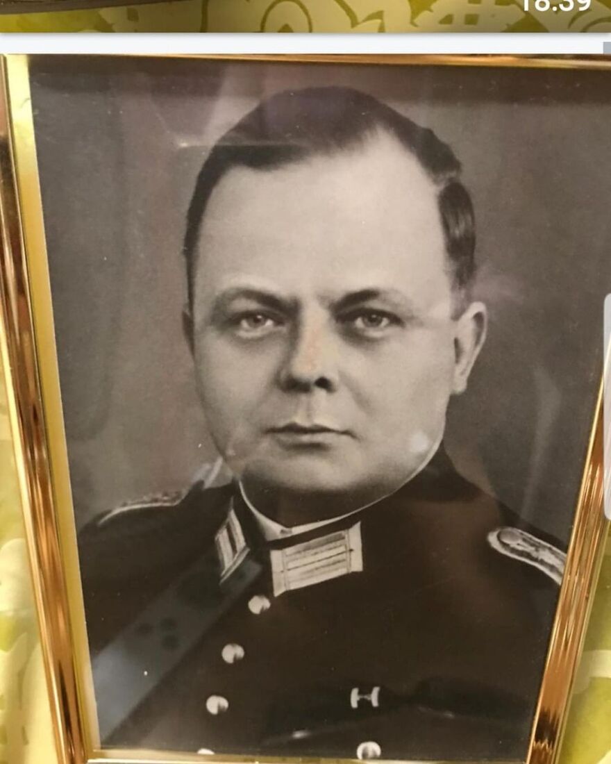 Λάουρα Νάργες: Η βόλτα με τον γιο της στη γειτονιά που μεγάλωσε - «Σε αυτόν τον δρόμο μεγάλωσε η μαμά»