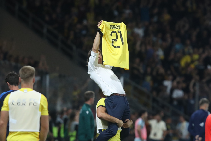 ΑΕΚ: Το οκτάλεπτο της παράνοιας στη Νέα Φιλαδέλφεια - Από τον διαφαινόμενο αποκλεισμό, στην έκρηξη της πρόκρισης